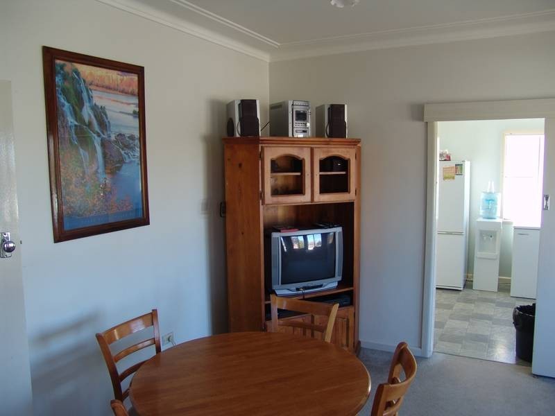 60 OAK STREET, Tamworth NSW 2340