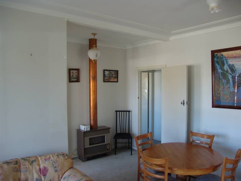 60 OAK STREET, Tamworth NSW 2340