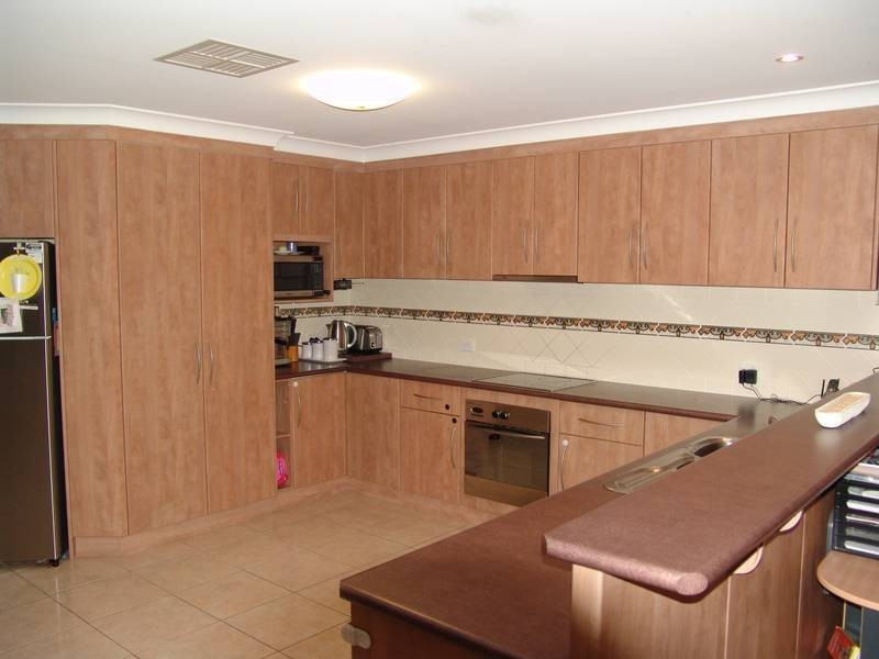 12 Merrinee Place, Tamworth NSW 2340