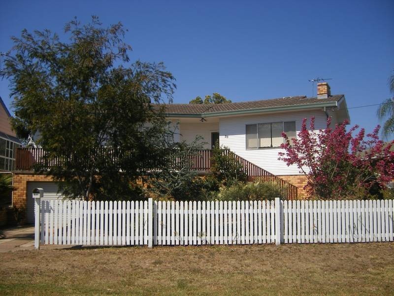 95 Hillvue Road, Tamworth NSW 2340