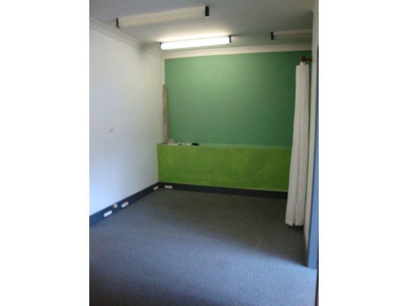 2/352 Peel Street, Tamworth NSW 2340