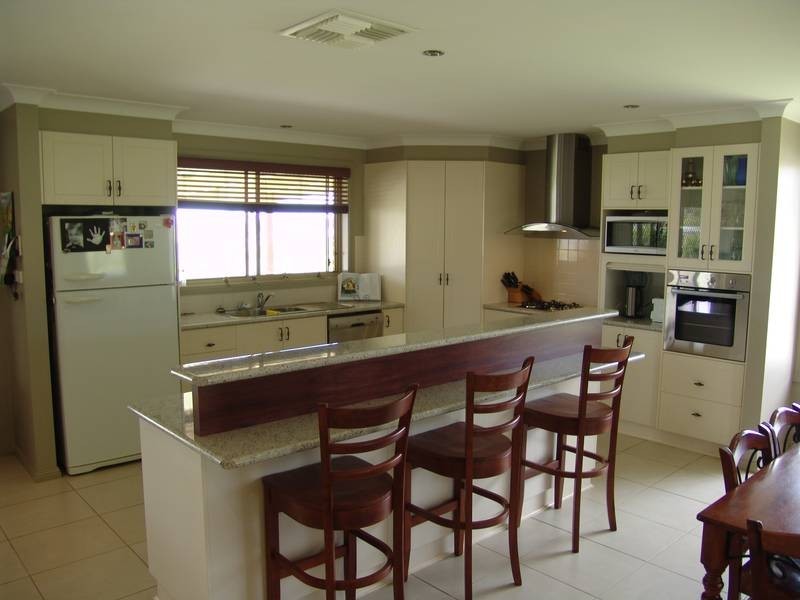 335 Forest Rd, Tamworth NSW 2340