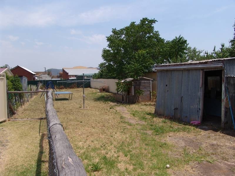 75 Henry St, Werris Creek NSW 2341