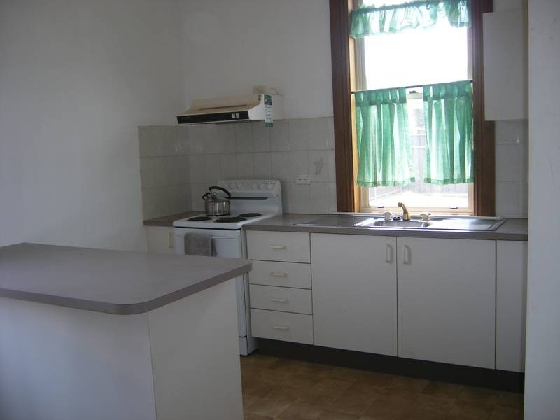 17 Dean Street, Tamworth NSW 2340