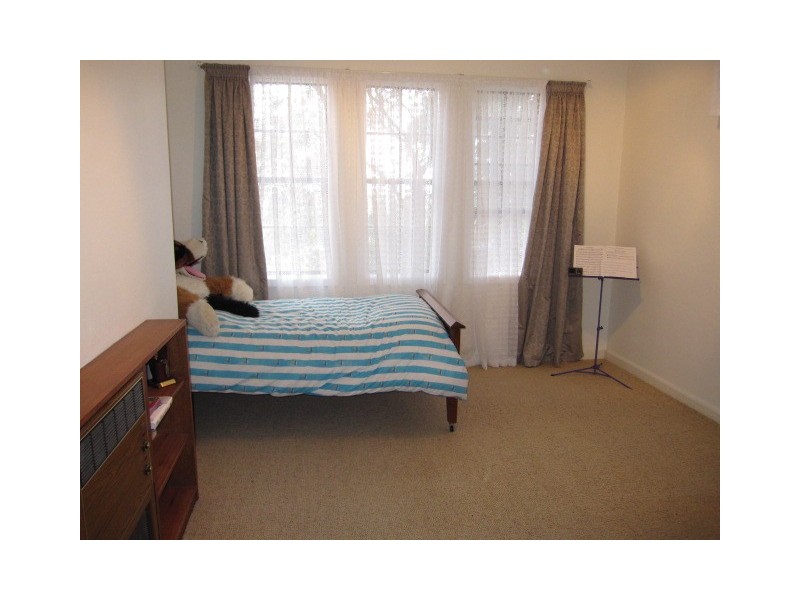 32 Golf st, Tamworth NSW 2340