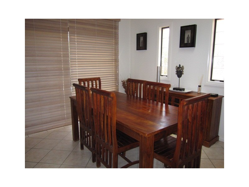 2/45 The Grange, Tamworth NSW 2340