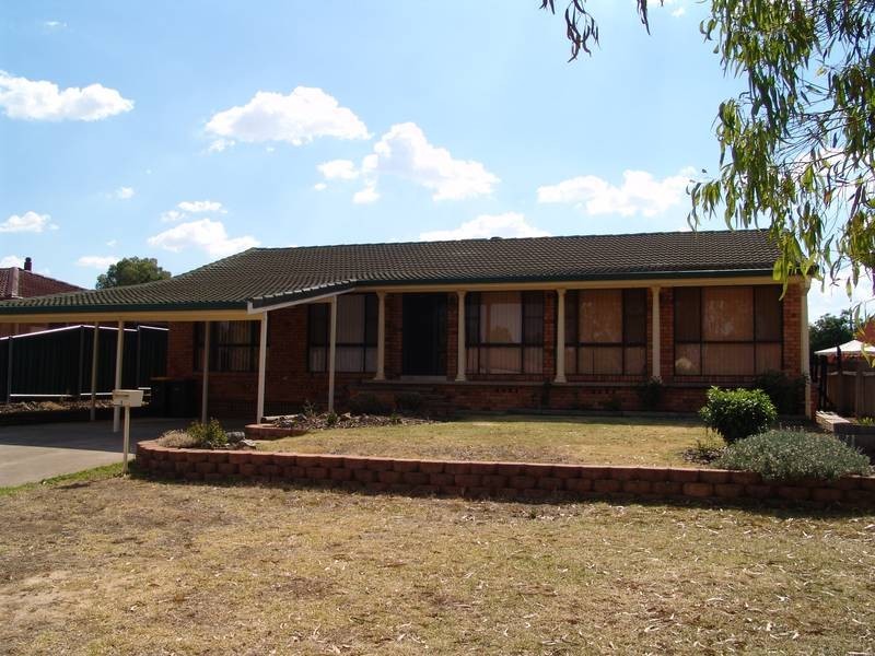 3 Mullumbimby Close, Tamworth NSW 2340