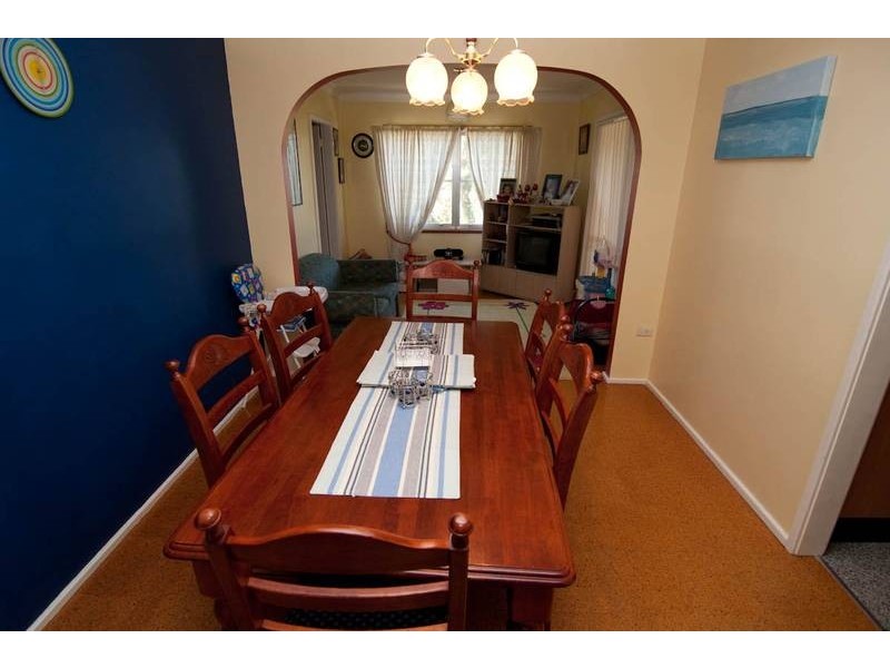 102 Robert st, Tamworth NSW 2340