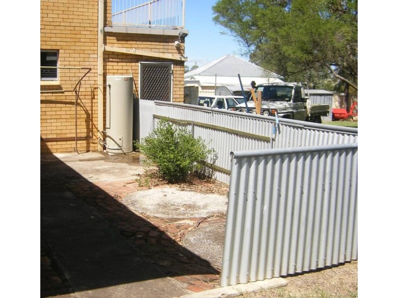 2/58 Denman Ave, Kootingal NSW 2352