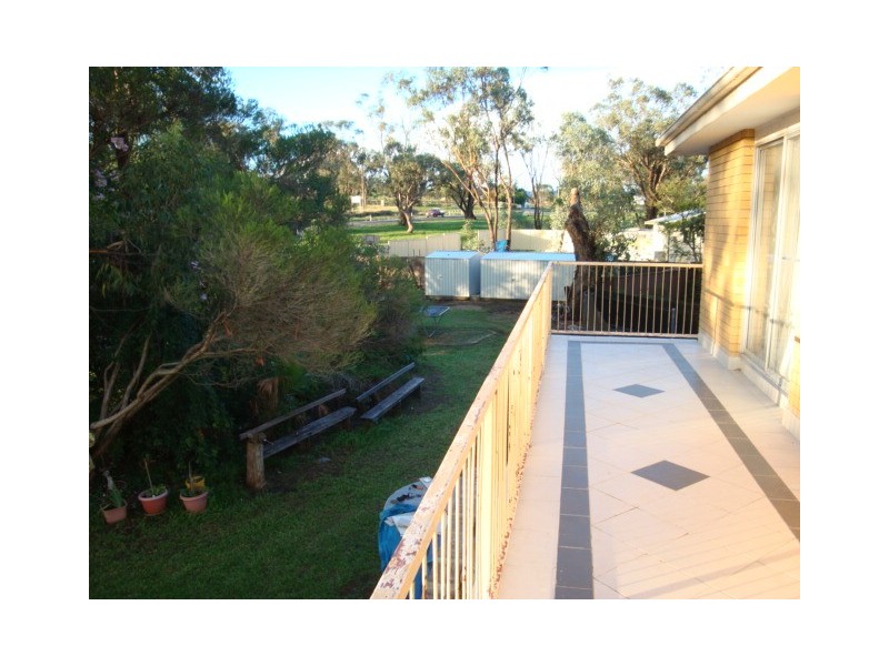 4/58 Denman Ave, Kootingal NSW 2352