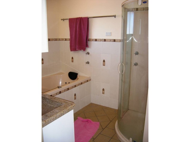 4/58 Denman Ave, Kootingal NSW 2352