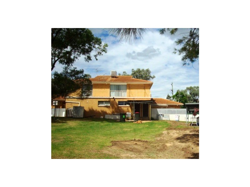 4/58 Denman Ave, Kootingal NSW 2352