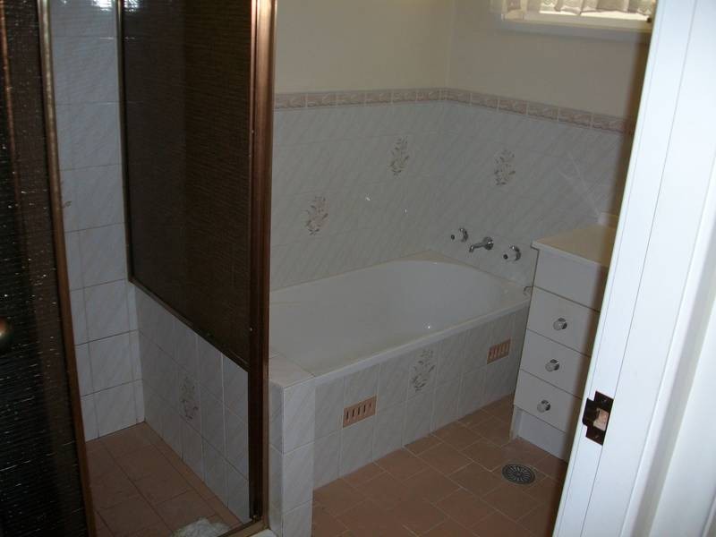 26 Avoca Rd, Tamworth NSW 2340