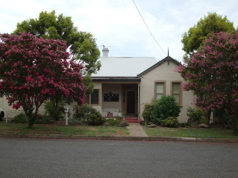 27 Hercules Street, Tamworth NSW 2340