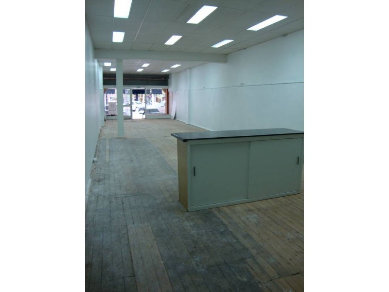 318 Peel Street, Tamworth NSW 2340