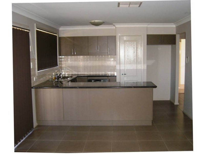 11 Orley Drive, Tamworth NSW 2340