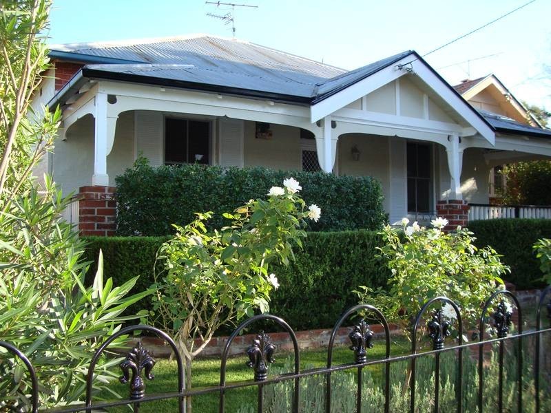 120 Brisbane Street, Tamworth NSW 2340