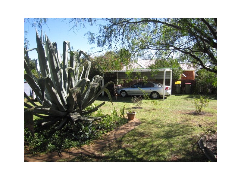4 Janison Street, Tamworth NSW 2340