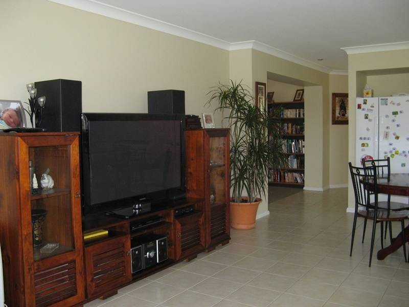 43 Nowland Crescent, Tamworth NSW 2340