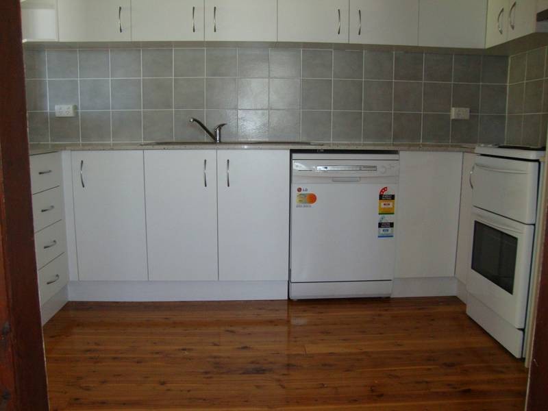 18 George Street, Tamworth NSW 2340