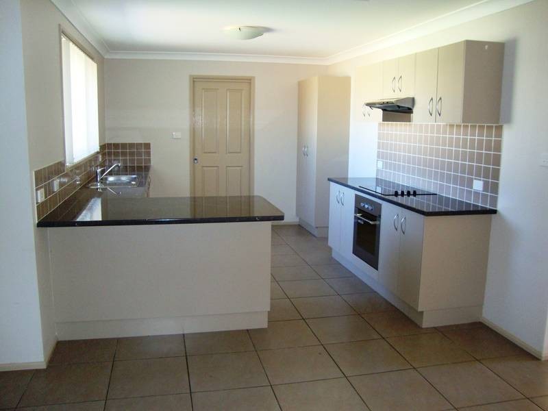 3 Stanley Close, Tamworth NSW 2340