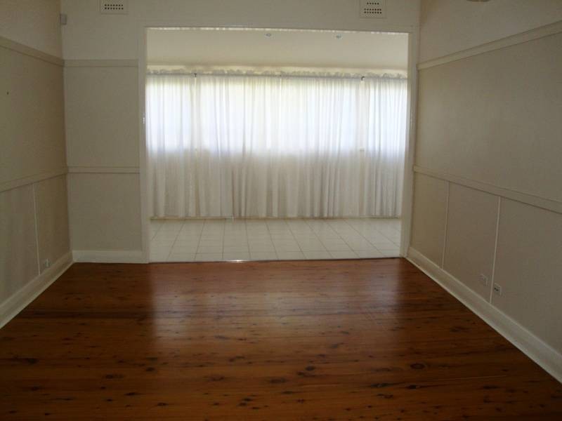 6 Chelmsford Street, Tamworth NSW 2340