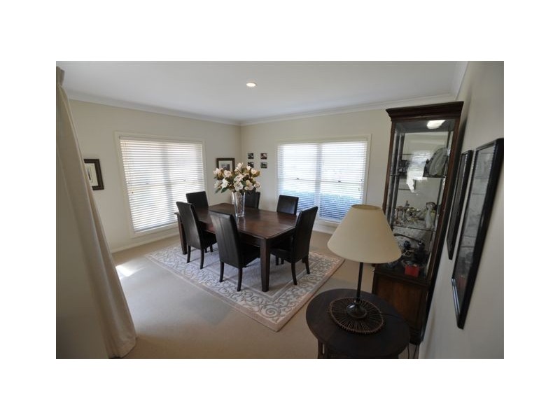 76 The Grange, Tamworth NSW 2340