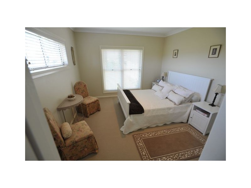 76 The Grange, Tamworth NSW 2340