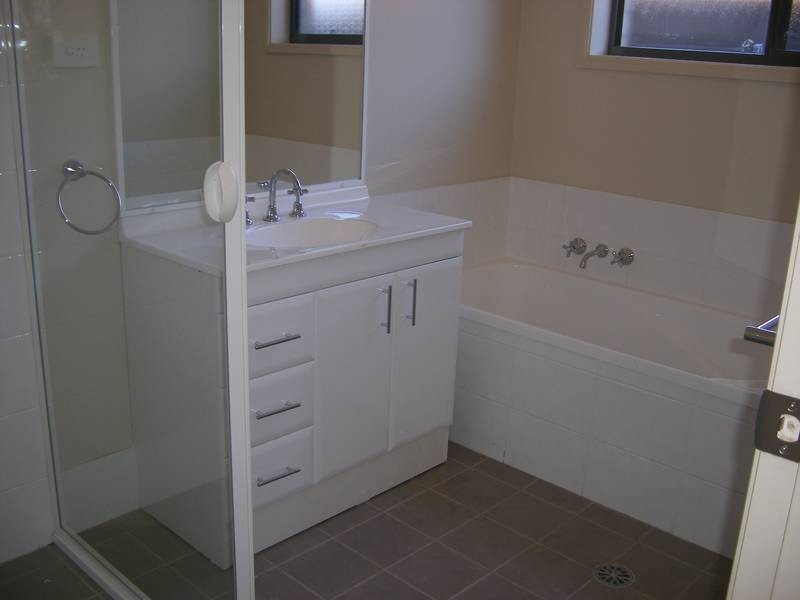 18 Rosella Avenue, Calala NSW 2340