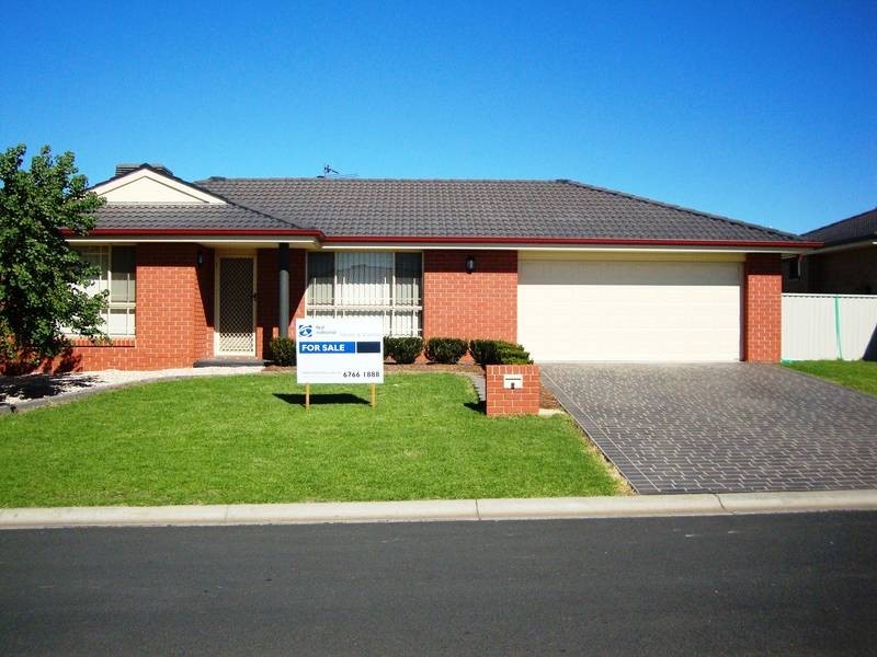 3 Stanley Close, Tamworth NSW 2340