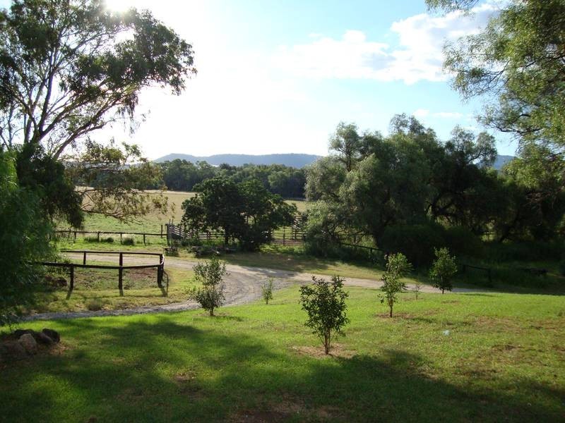 309 Ormans Lane, Kootingal NSW 2352
