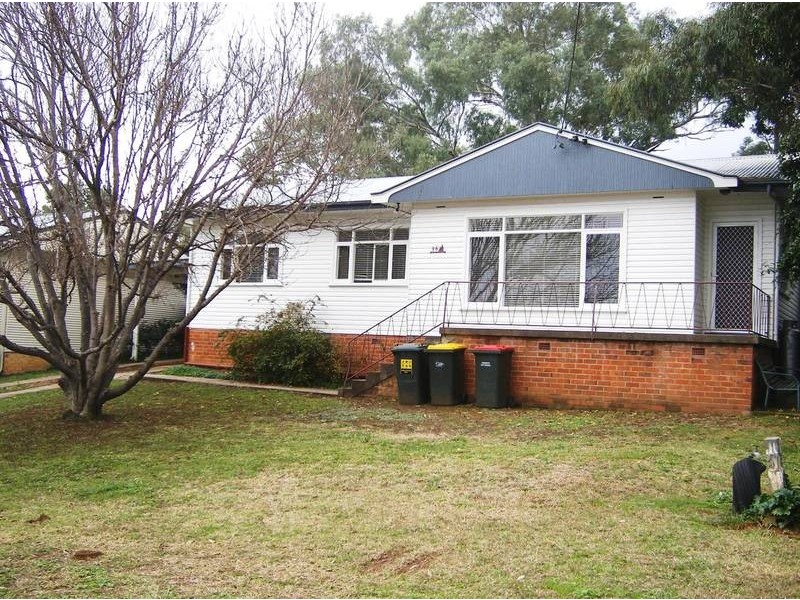 36 Lancaster Avenue, East Tamworth NSW 2340