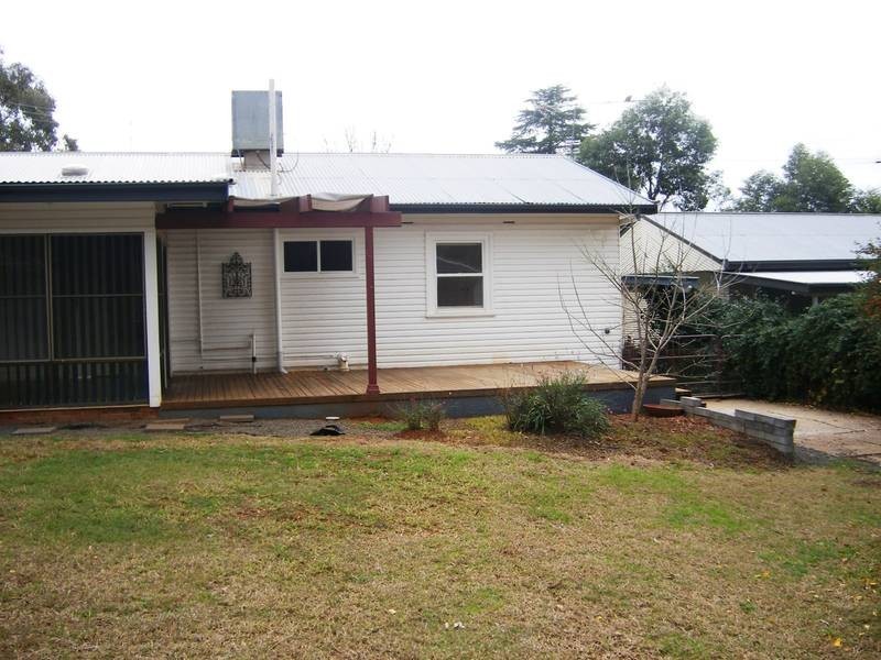 36 Lancaster Avenue, East Tamworth NSW 2340