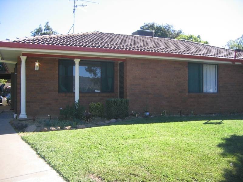 19 Harrier Parade, Calala NSW 2340