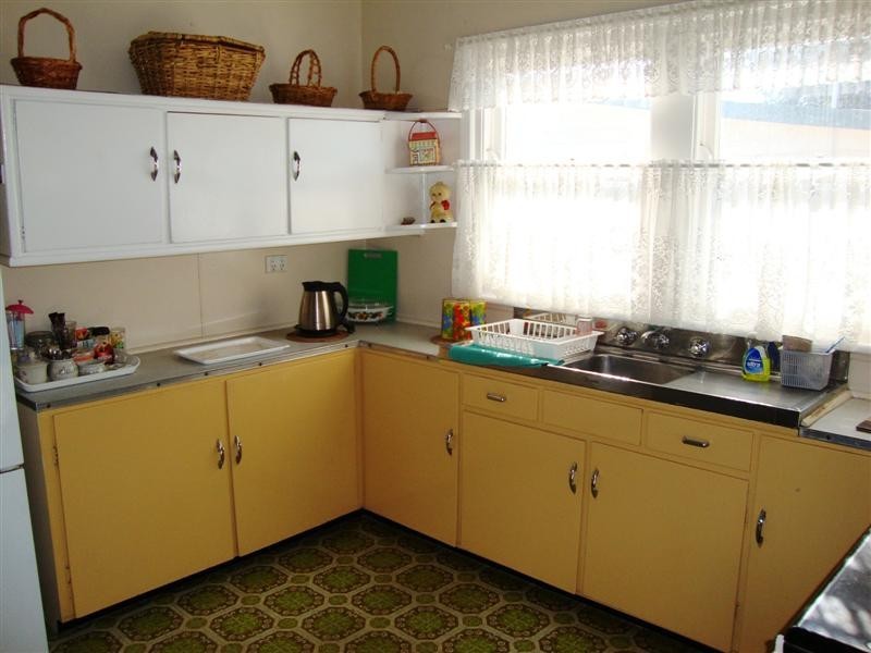16 Belmore Street, Tamworth NSW 2340