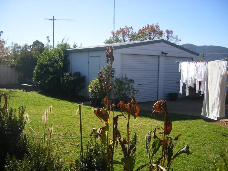 6 Bell Street, Tamworth NSW 2340