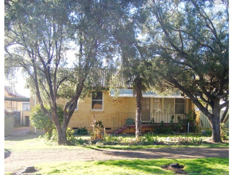 17 Tingira Street, West Tamworth NSW 2340