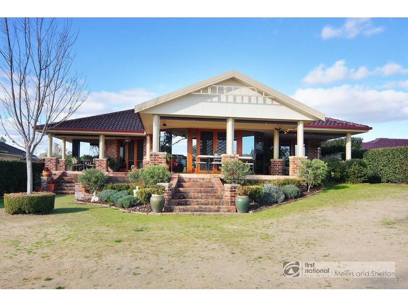 69 Greg Norman Drive, Tamworth NSW 2340