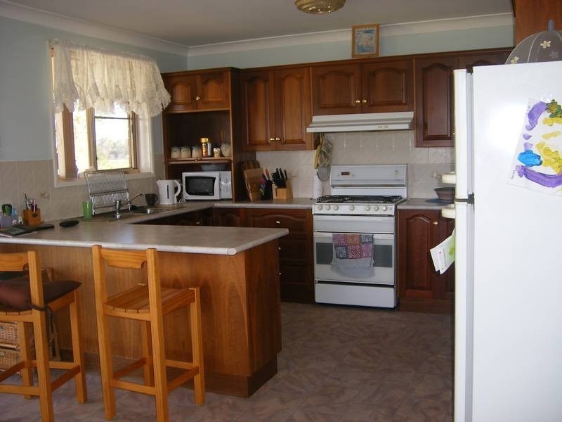 7 King George Ave, Tamworth NSW 2340