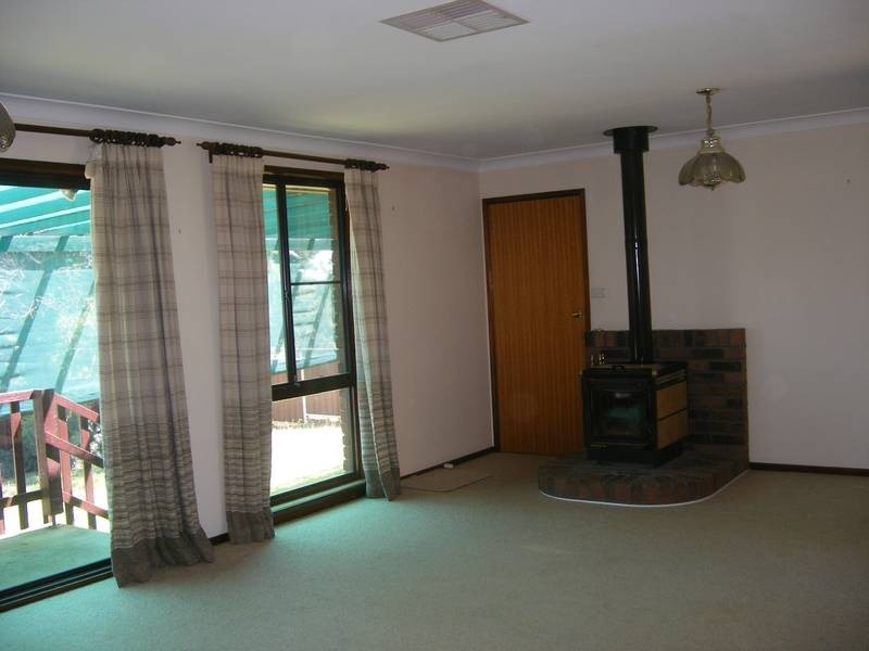 15 Glen Garvin Drive, Oxley Vale NSW 2340