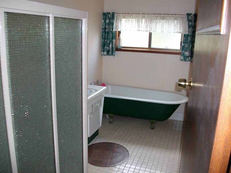 15 Duncan Street, Woolomin NSW 2340