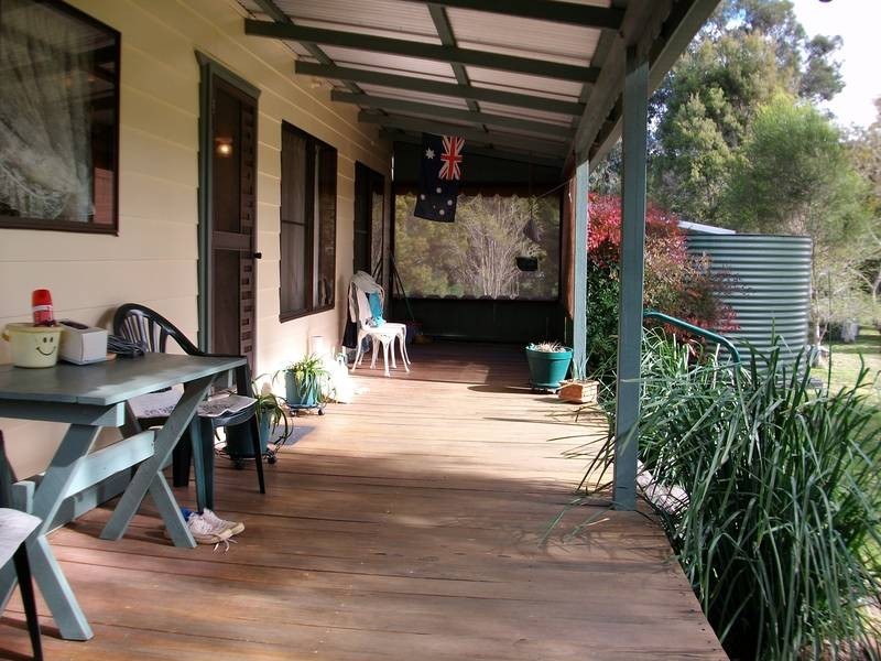 15 Duncan Street, Woolomin NSW 2340