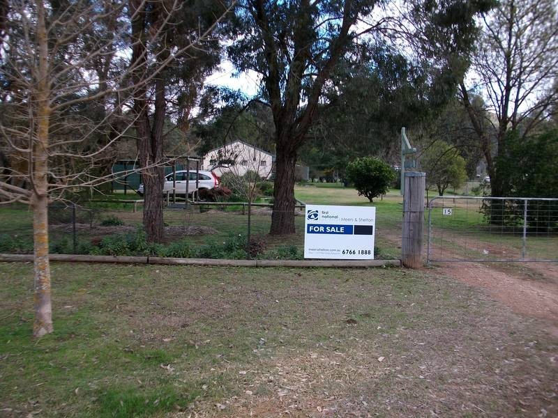 15 Duncan Street, Woolomin NSW 2340