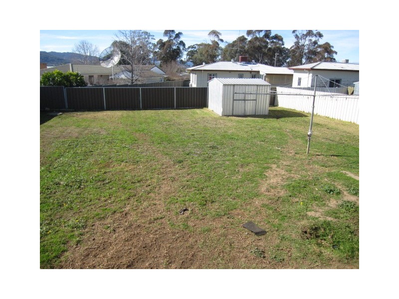 29 Churchill Street, Tamworth NSW 2340