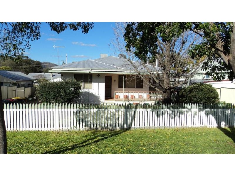 12 Diane, Tamworth NSW 2340
