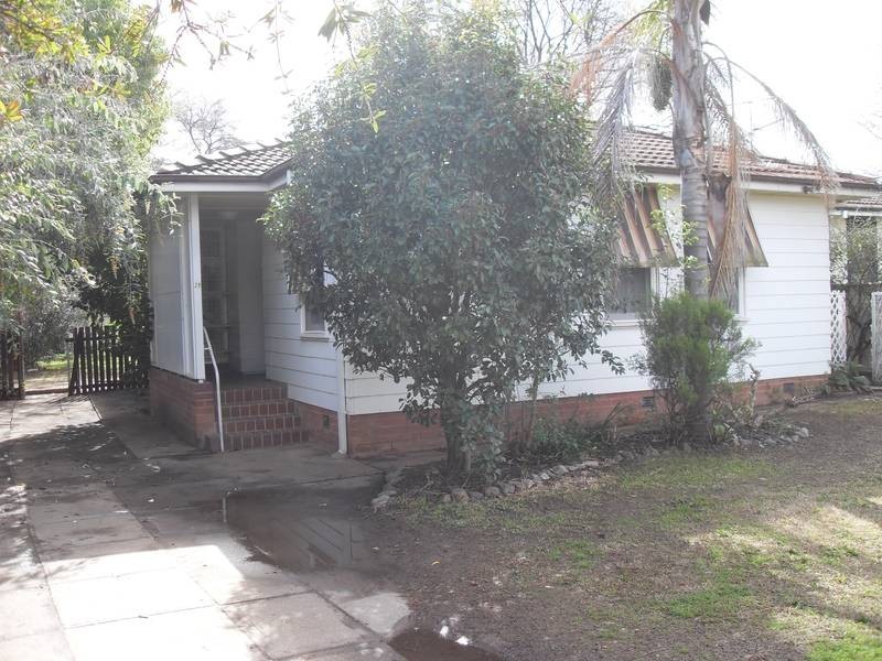 29 Cossa Street, West Tamworth NSW 2340