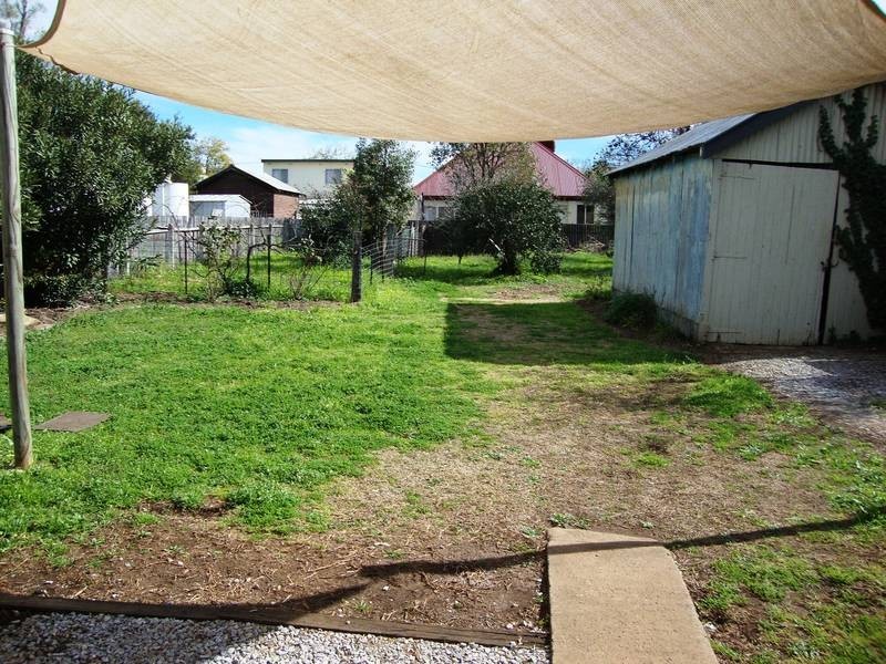 9 Denne Street, Tamworth NSW 2340