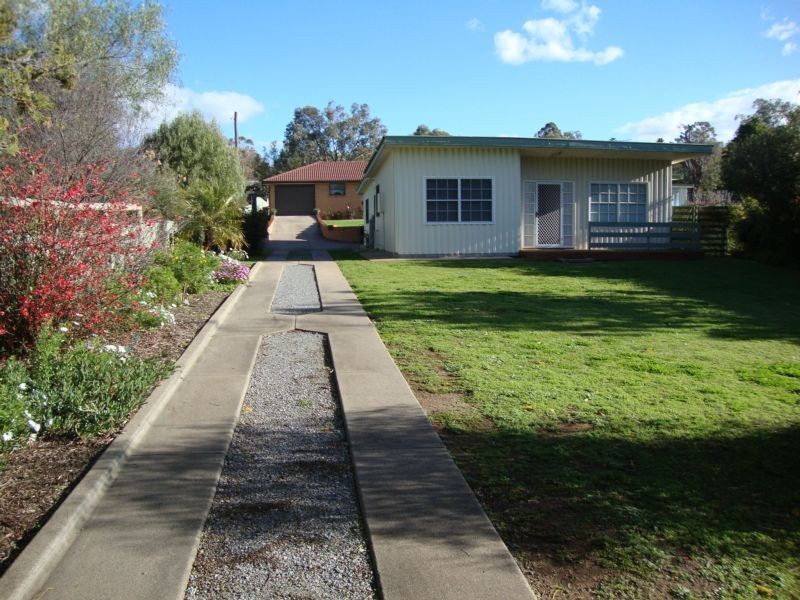 154 Calala Lane, Tamworth NSW 2340