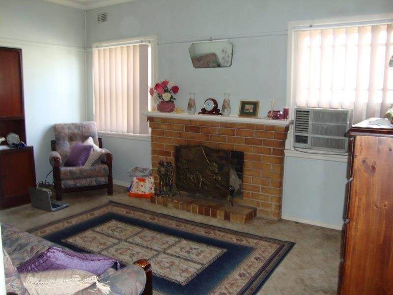 16 Belmore Street, Tamworth NSW 2340