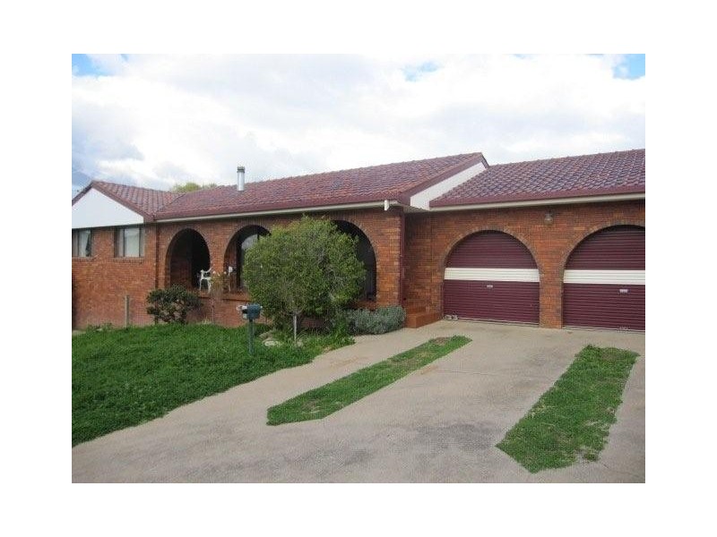 28 Amaroo Road, Tamworth NSW 2340